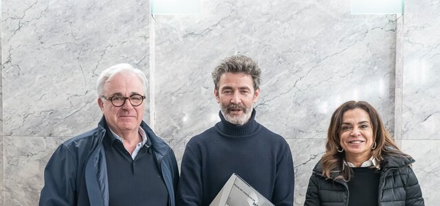 image_18a_1_2500_2500